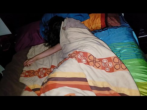 ❤️ Stiefsohn beschimpft seine junge Stiefmutter, während sie schläft. Just porn bei de.np64.ru ☑